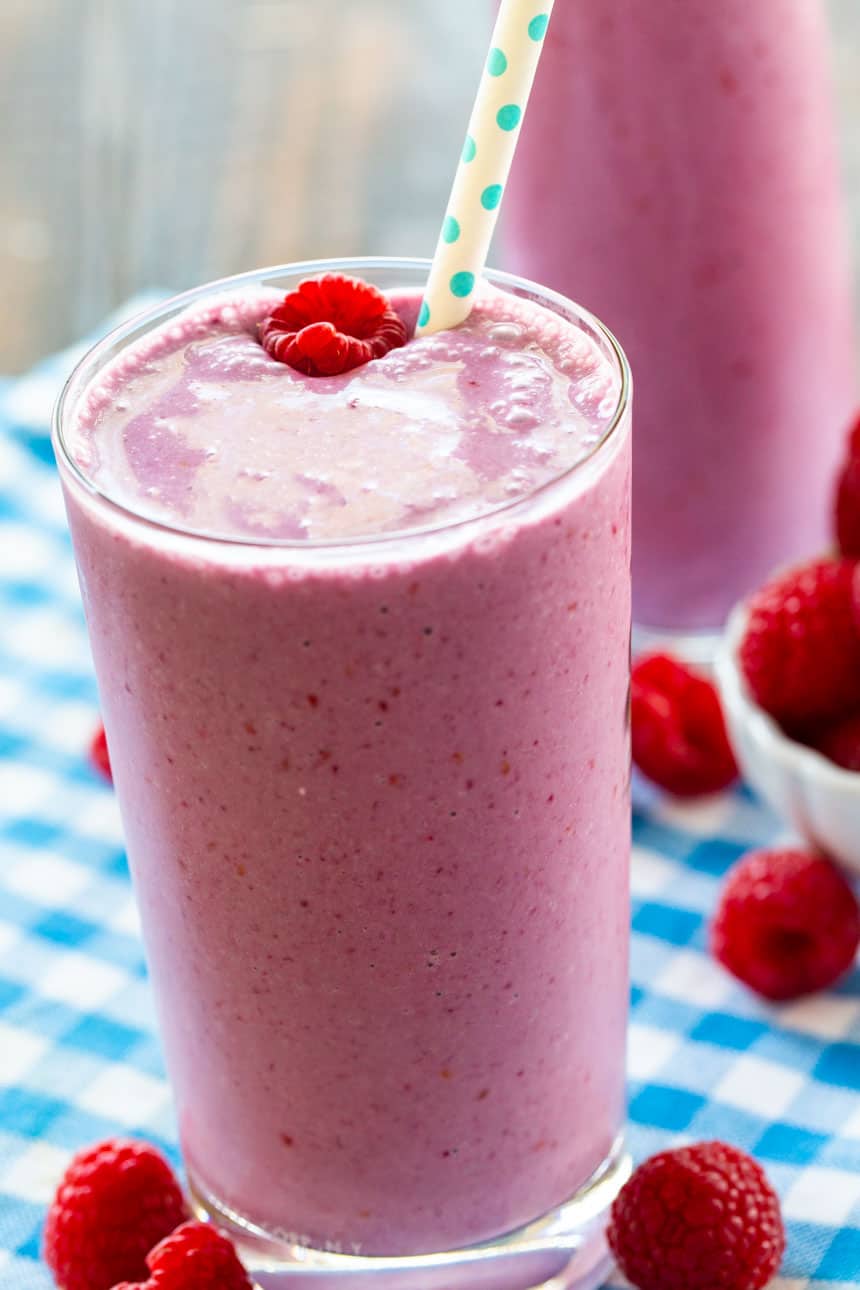 Low Carb Raspberry Cheesecake Smoothie